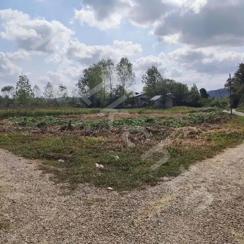 زمینی با کاربری مسکونی 500 متری در روستای جیرده در سنگر