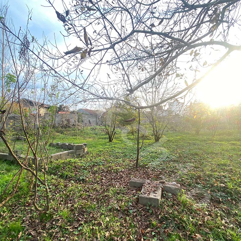 زمین دو پلاکه به متراژ های 223 متر و 199 متر در بخش سنگر با سند تک برگ