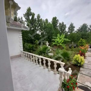 ویلایی به متراژ 650 متر سه خوابه در روستای قاضیان در بخش سنگر
