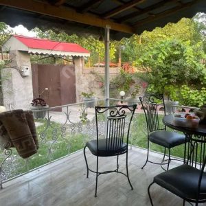 ویلای 300 متری در بخش سنگر دارای دو خواب اتاق