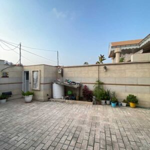 ویلا حیاط دار در سنگر گیلان